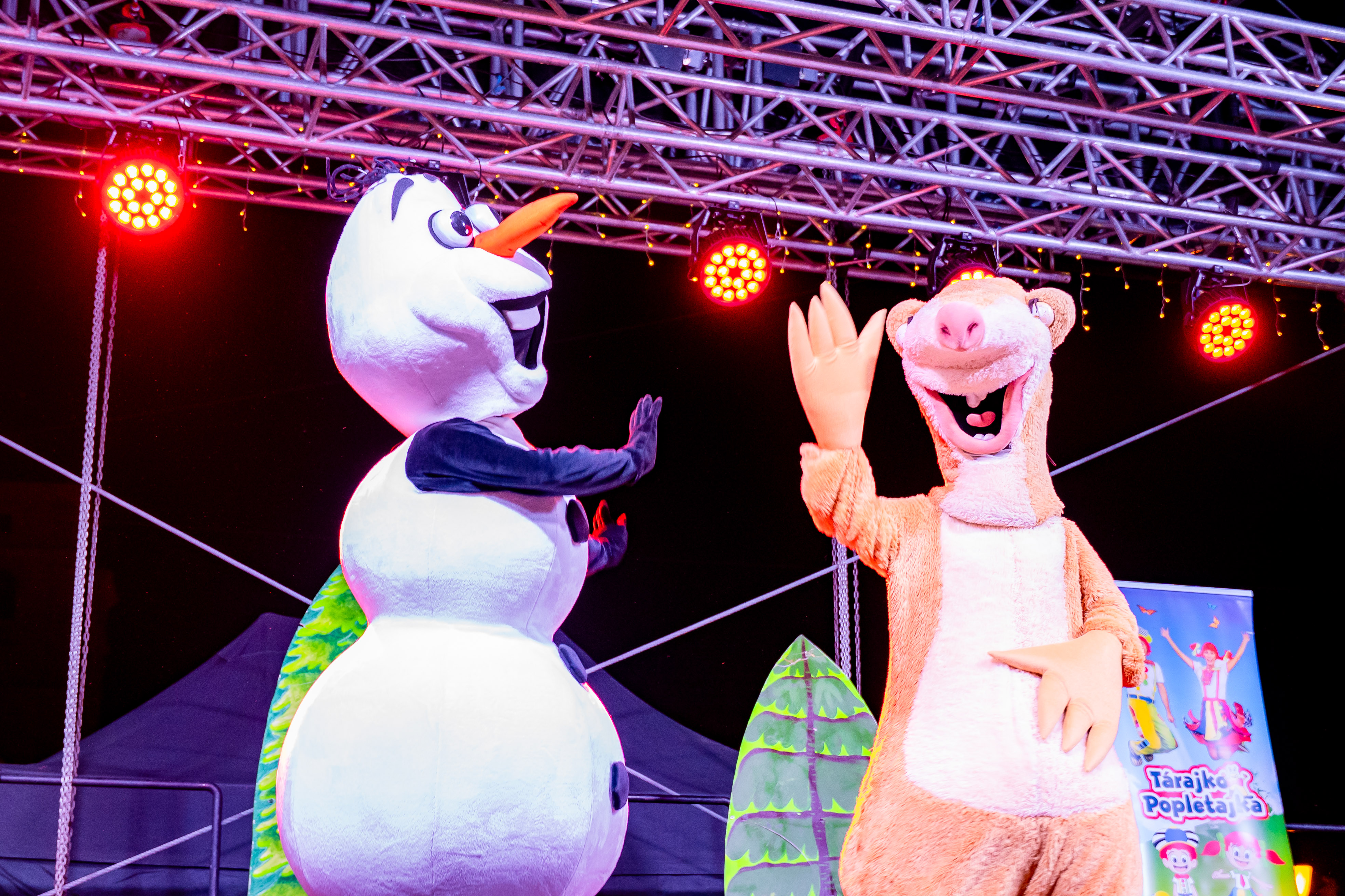 Kosicke rozpravkove Vianoce - Mikulas na Hlavnej-5